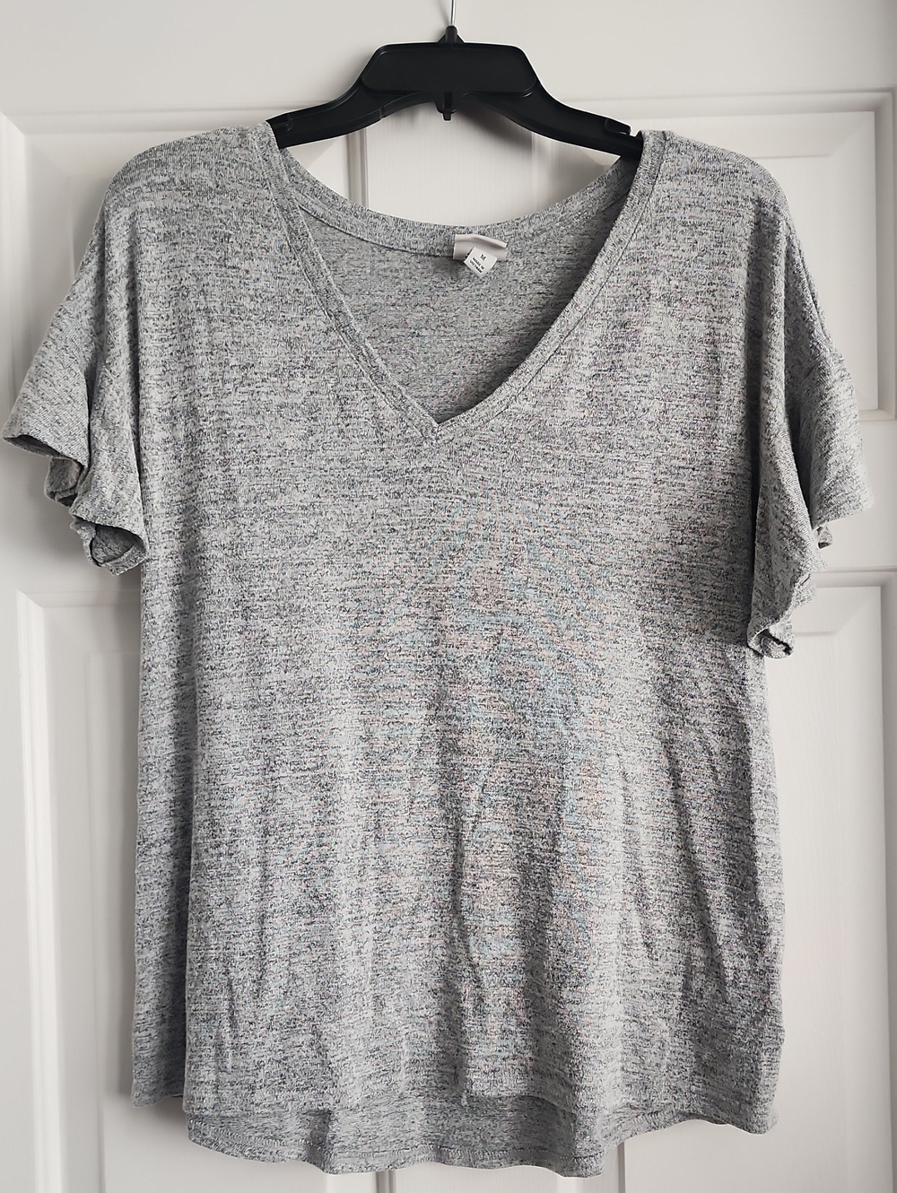 a new day Heather Gray V-Neck Short Sleeve Top